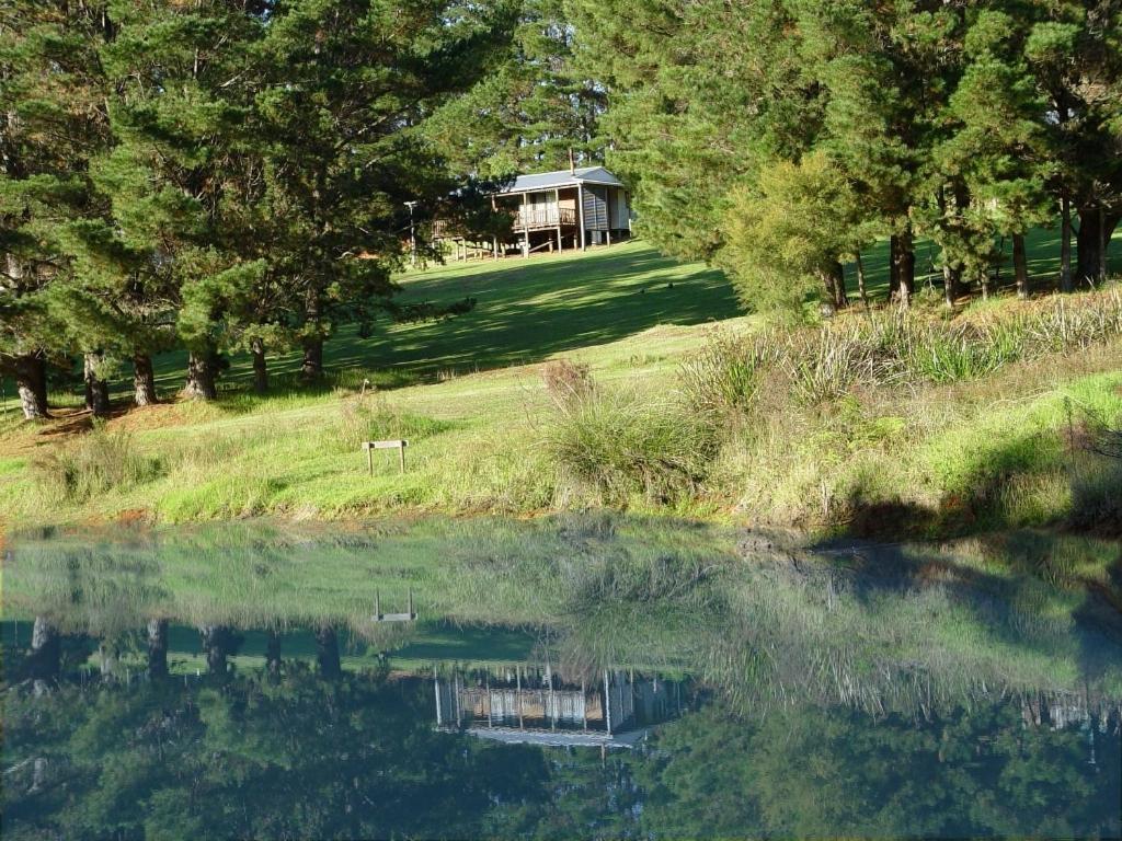 Hawke Brook Chalets Pemberton Esterno foto