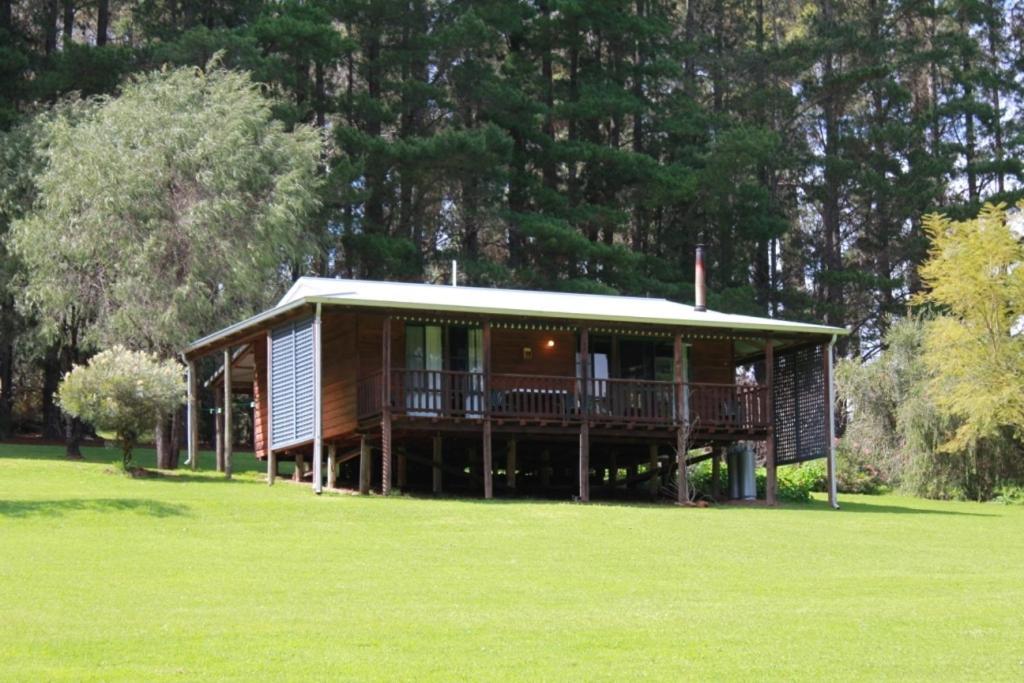 Hawke Brook Chalets Pemberton Esterno foto