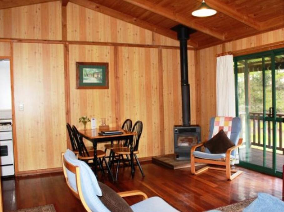 Hawke Brook Chalets Pemberton Esterno foto
